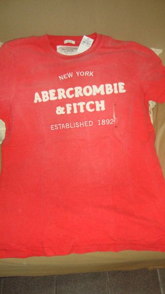 Camiseta Abercrombie Vermelha